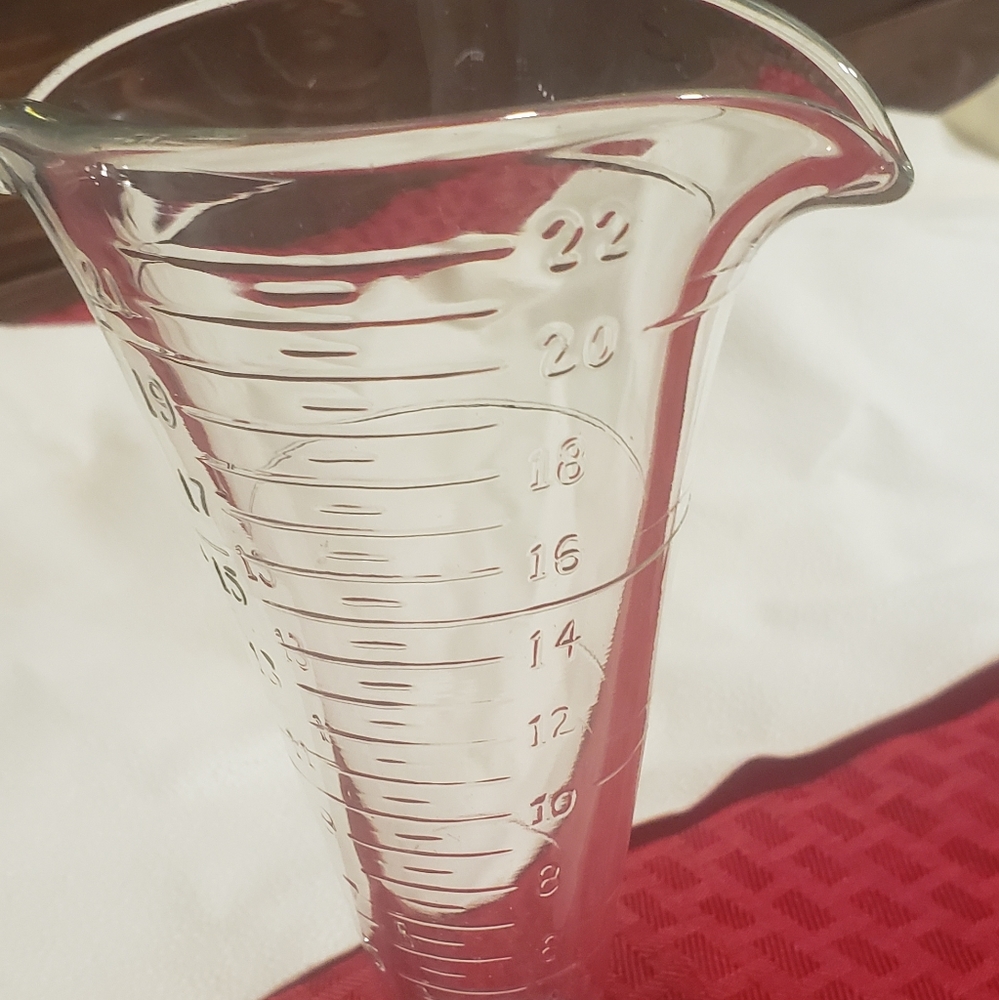 Vintage Clear Glass Double Pour Beaker